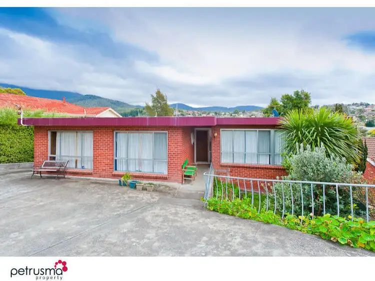 25 Bealey Avenue, Lenah Valley TAS 7008
