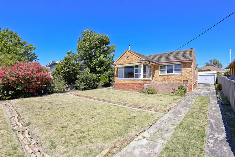 14 Glenfine Avenue, Hamlyn Heights VIC 3215