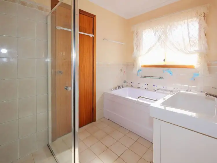Sixth view of Homely unit listing, 1/15 Kerrin Ave, Morphett Vale SA 5162
