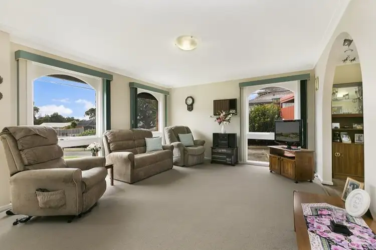 Fourth view of Homely unit listing, 2/38 FAIRBAIRN ROAD, Cranbourne VIC 3977