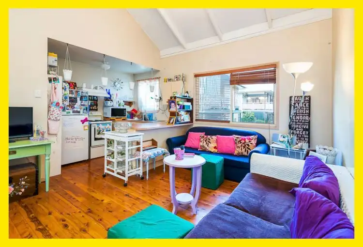 667 OLD CLEVELAND ROAD, Camp Hill QLD 4152