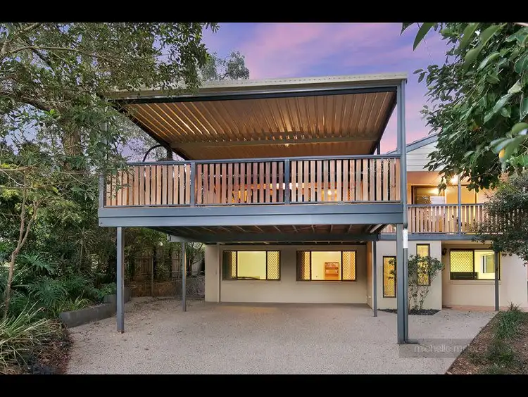 80 Sutling Street, Chapel Hill QLD 4069