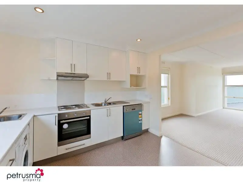 Main view of Homely unit listing, 1/7-9 Burgan Circle, Chigwell TAS 7011