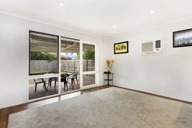 Fifth view of Homely house listing, 8 TONGOLA COURT, Cranbourne VIC 3977