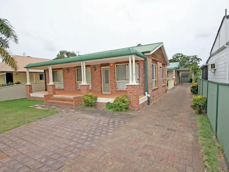 18 Rigney Street, Shoal Bay NSW 2315