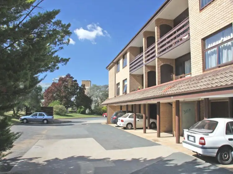 Main view of Homely apartment listing, 4/2 Corinna Street, Lyons ACT 2606