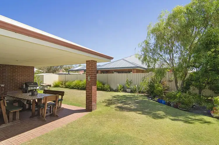 Fifth view of Homely house listing, 4 Lyrebird Road, Broadwater WA 6280