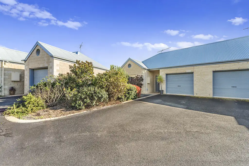 Main view of Homely townhouse listing, 3/3/4 Nizam Quay, Apollo Bay VIC 3233