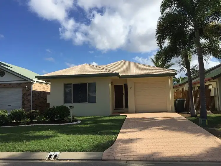7 Crown Court, Kirwan QLD 4817