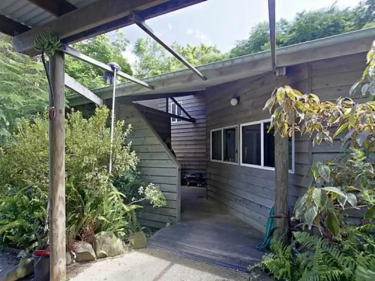 Fifth view of Homely house listing, 11 Avocado Crescent, Ewingsdale NSW 2481