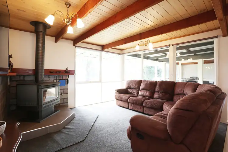 75 Thompson Drive, Cowwarr VIC 3857