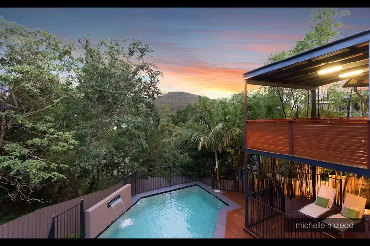 75 Ngeringa Crescent, Chapel Hill QLD 4069