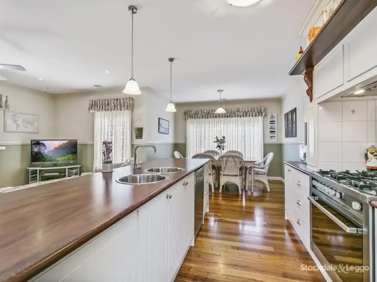Second view of Homely house listing, 12 KINGSBARN COURT, Cranbourne VIC 3977