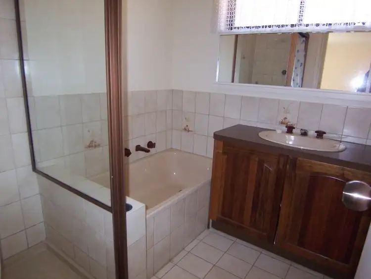 Fifth view of Homely townhouse listing, 2/2 Station St, Bright VIC 3741