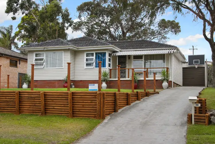 98 Thurlgona Road, Engadine NSW 2233