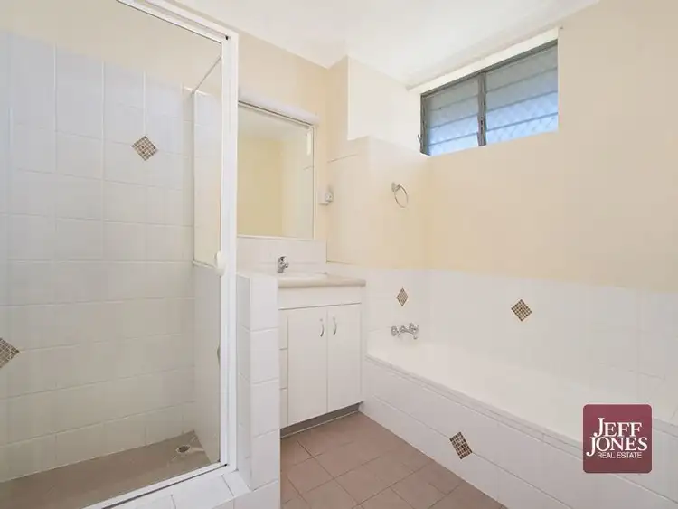 Fifth view of Homely unit listing, 6/22 Kennington Road, Camp Hill QLD 4152