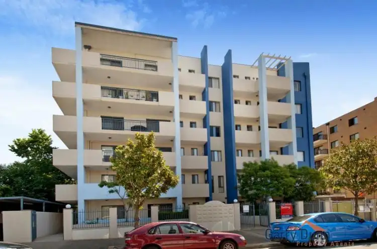 2/29 Castlereagh St, Liverpool NSW 2170