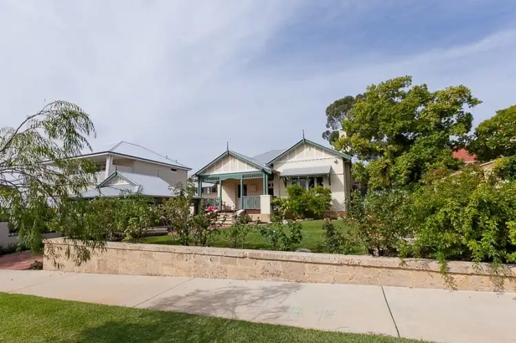 32 Marita Rd, Nedlands WA 6009