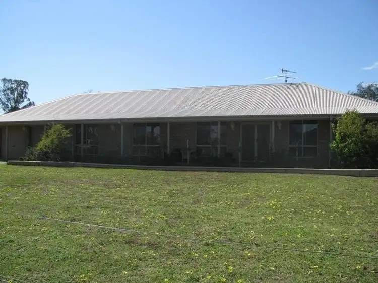 2 Orr St, Coolamon NSW 2701