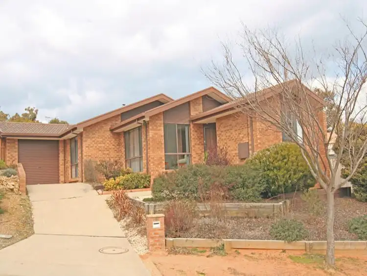 9 Hughes Crescent, Ngunnawal ACT 2913