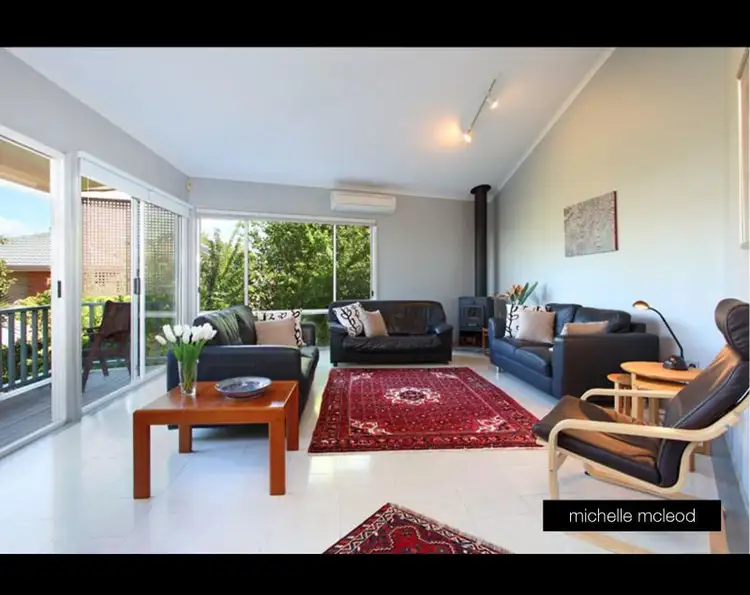 Third view of Homely house listing, 4 Pearra Place, Chapel Hill QLD 4069