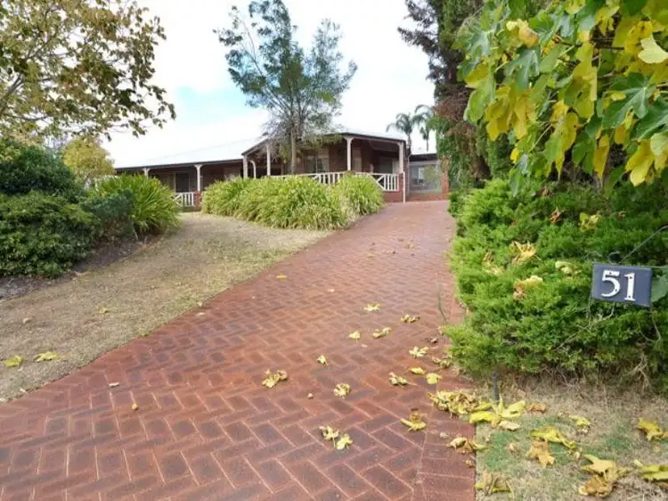 51 Lakeway Drive, Kingsley WA 6026