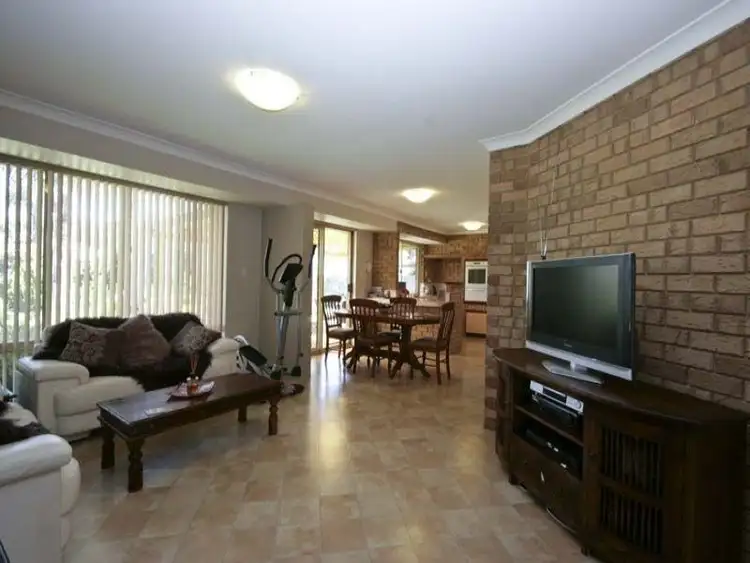 Fifth view of Homely house listing, 135 Berehaven Avenue, Thornlie WA 6108