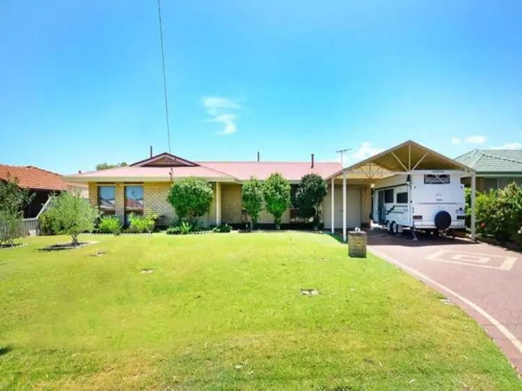 18 Fircroft Way, Hamersley WA 6022