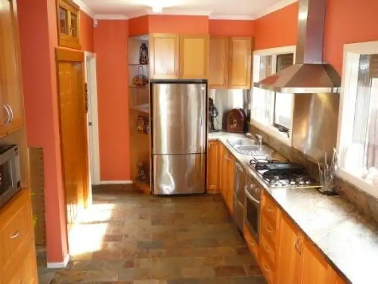 61 Orville Street, Altona Meadows VIC 3028