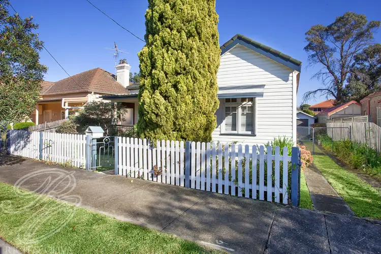 35 Cromwell Street, Croydon Park NSW 2133