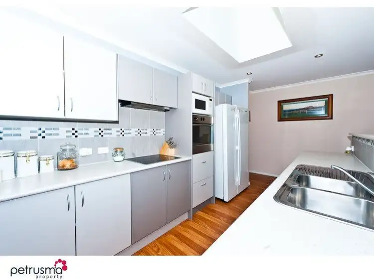 Fifth view of Homely house listing, 9 Cootumundra Court, Dodges Ferry TAS 7173