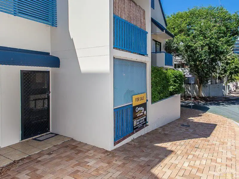 Main view of Homely apartment listing, 1/85 Berry Street, Spring Hill QLD 4000