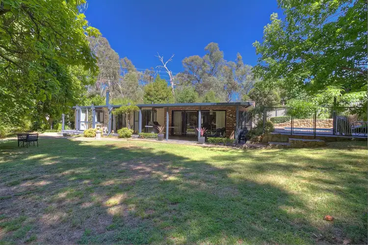 17 Gledhills Lane, Bright VIC 3741
