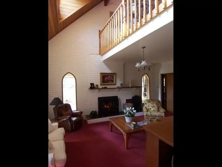 Sixth view of Homely house listing, 8 Barberry Crt, Bright VIC 3741
