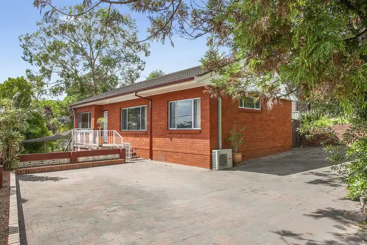 16 Pambula Road, Engadine NSW 2233