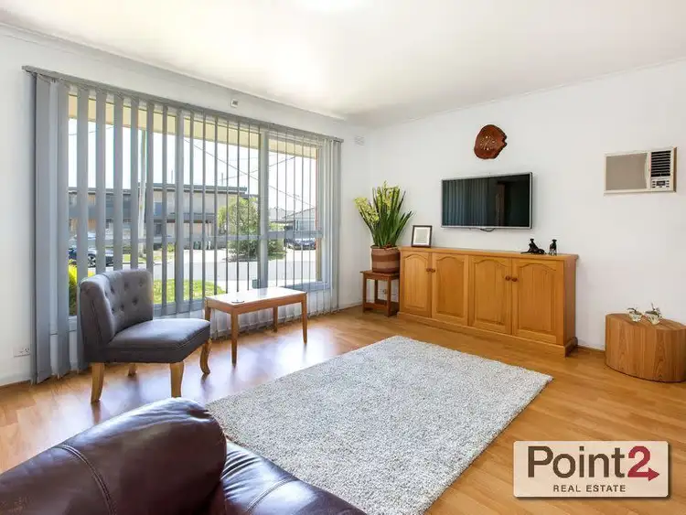 Second view of Homely unit listing, 2/153 Mt Eliza Way, Mount Eliza VIC 3930