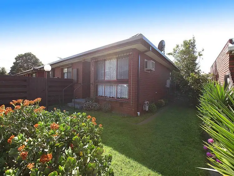 4/72 Civic Parade, Altona VIC 3018