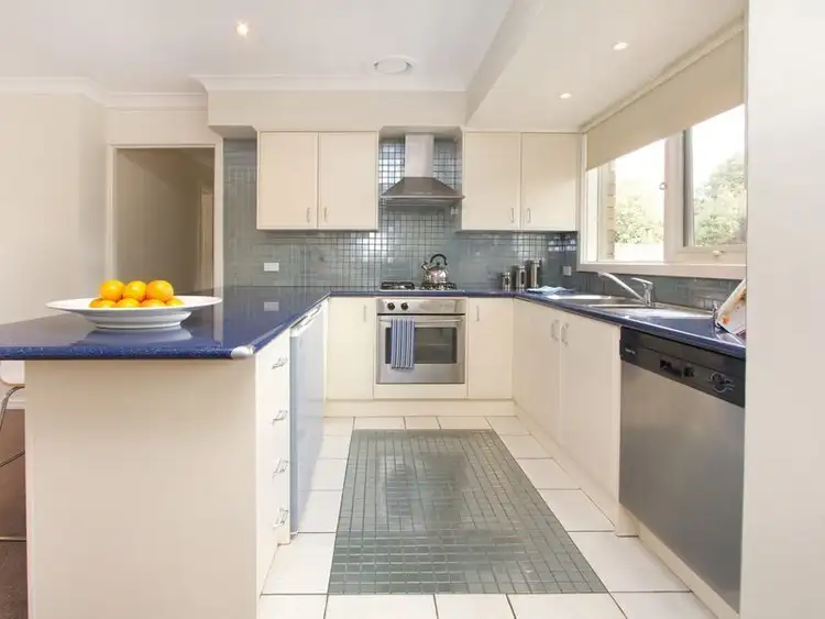 Third view of Homely unit listing, 2/11 Coonara Avenue, Mount Eliza VIC 3930