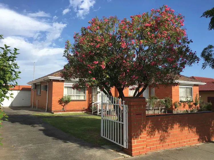 5 Haresta Avenue, Dandenong VIC 3175