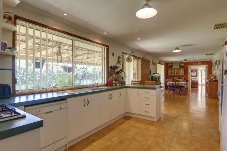 Fourth view of Homely house listing, 39 Grevillea Crescent, Lake Albert NSW 2650