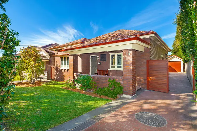 104 Wellbank Street, Concord NSW 2137
