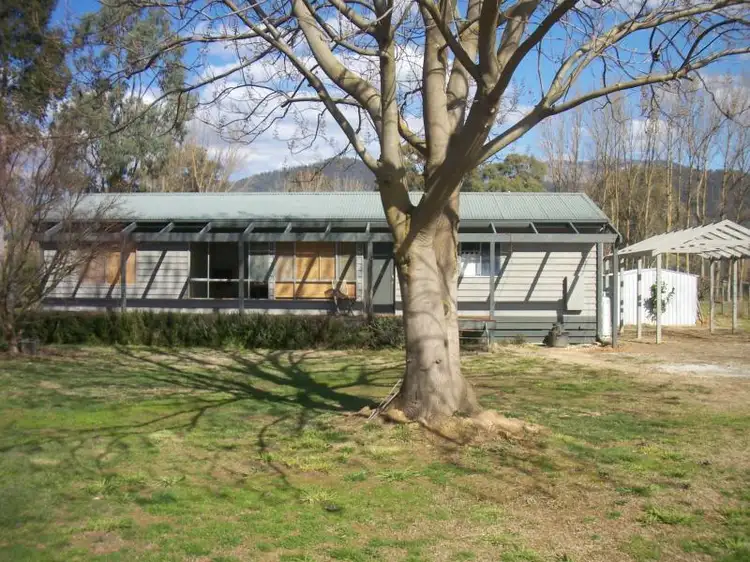 Second view of Homely rural property listing, 5520 Great Alpine Road, Ovens VIC 3737