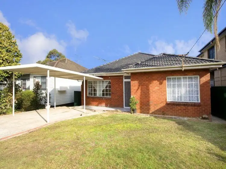 50 Walsh Avenue, Croydon Park NSW 2133