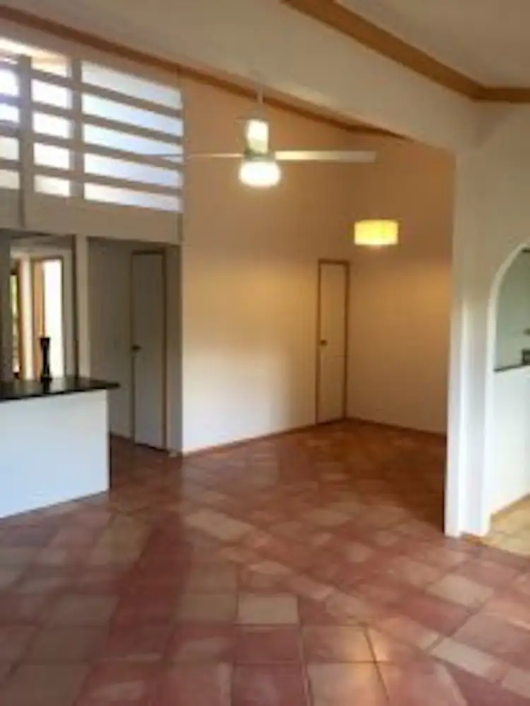 8/71 Olsen Ave, Labrador QLD 4215