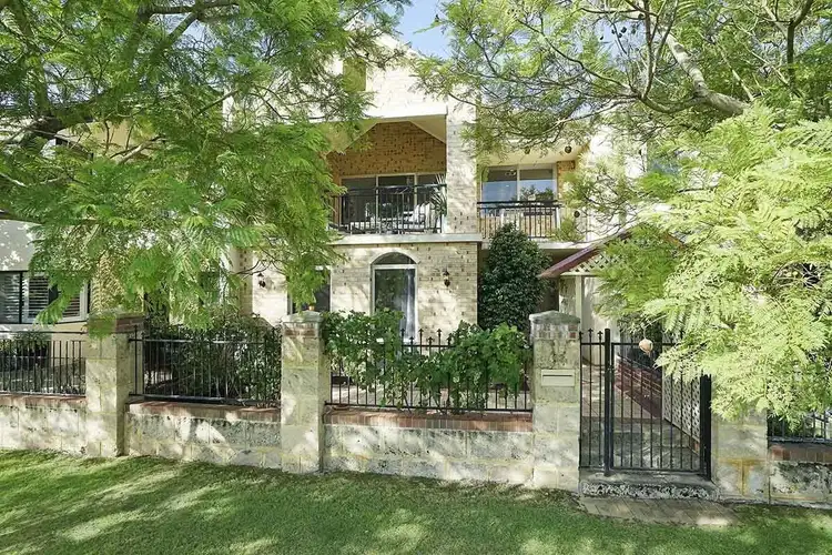 43 Waterway Crescent, Ascot WA 6104