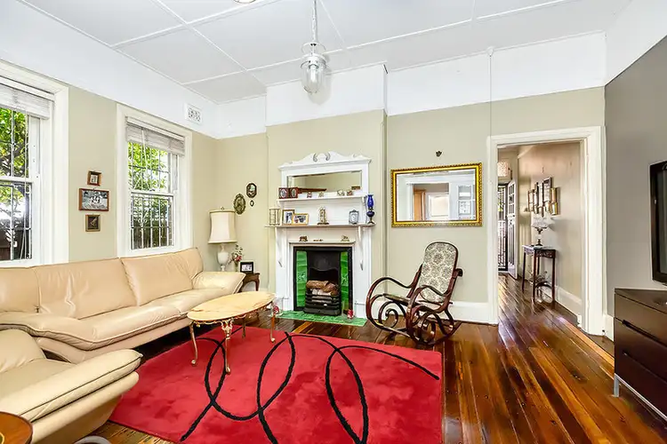 77 Seventh Avenue, Campsie NSW 2194