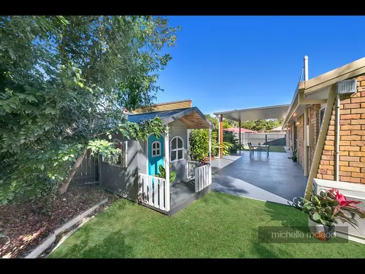42 Ironbark Road, Chapel Hill QLD 4069