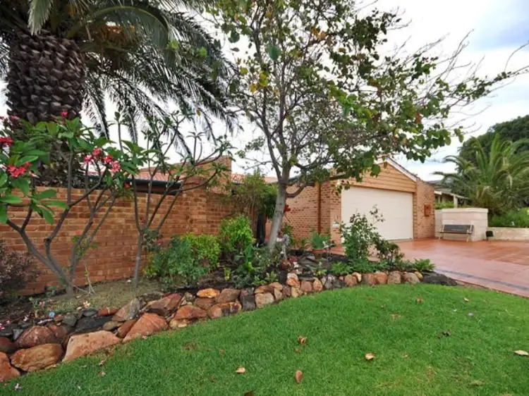 5 Bonchester Court, Duncraig WA 6023
