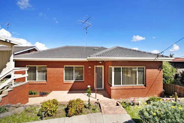 7 Naranga Avenue, Engadine NSW 2233