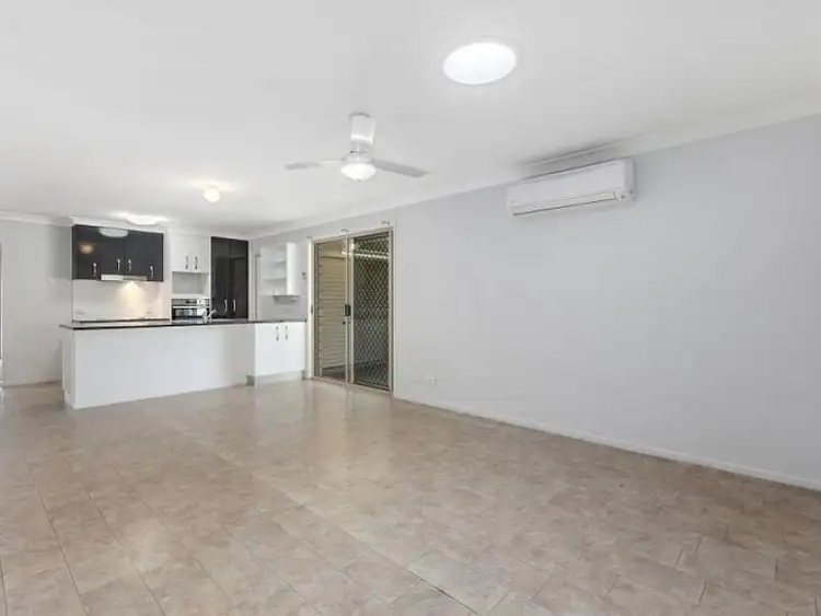 Seventh view of Homely house listing, 4 Mugana Crt, Caboolture QLD 4510